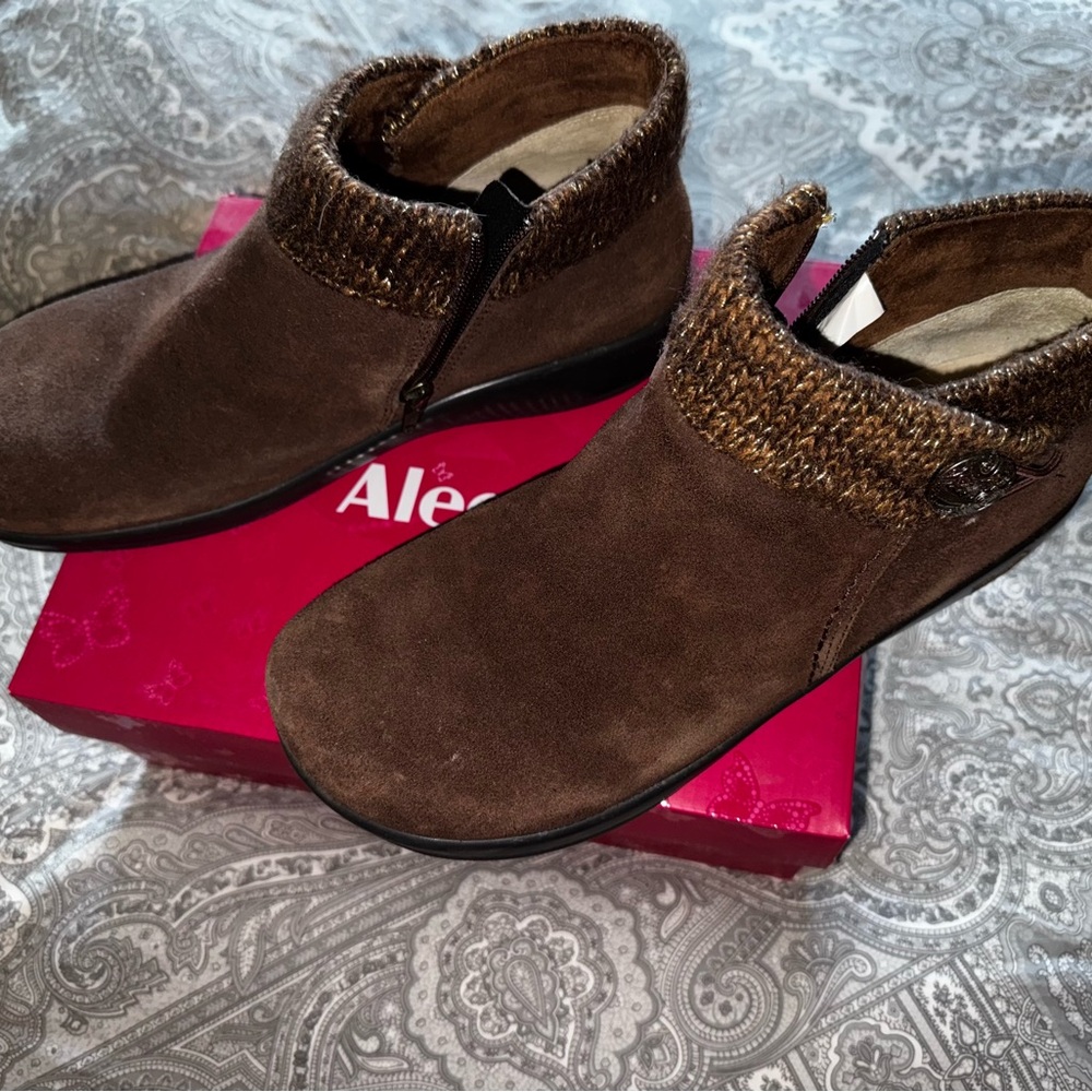 Alegria Sitka Brown Ankle Booties with Suede Texture and Side Zipper